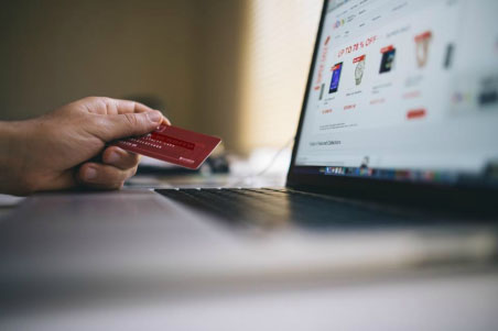 Making online purchase with credit card