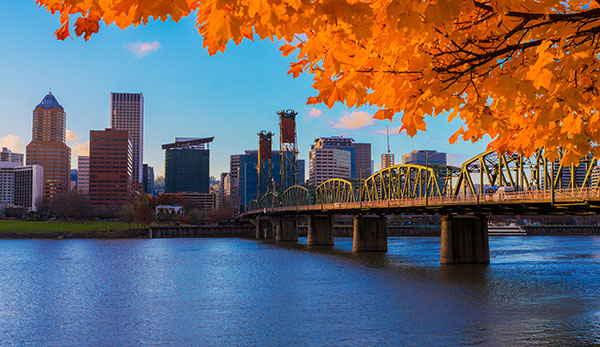 Portland, Oregon city skyline